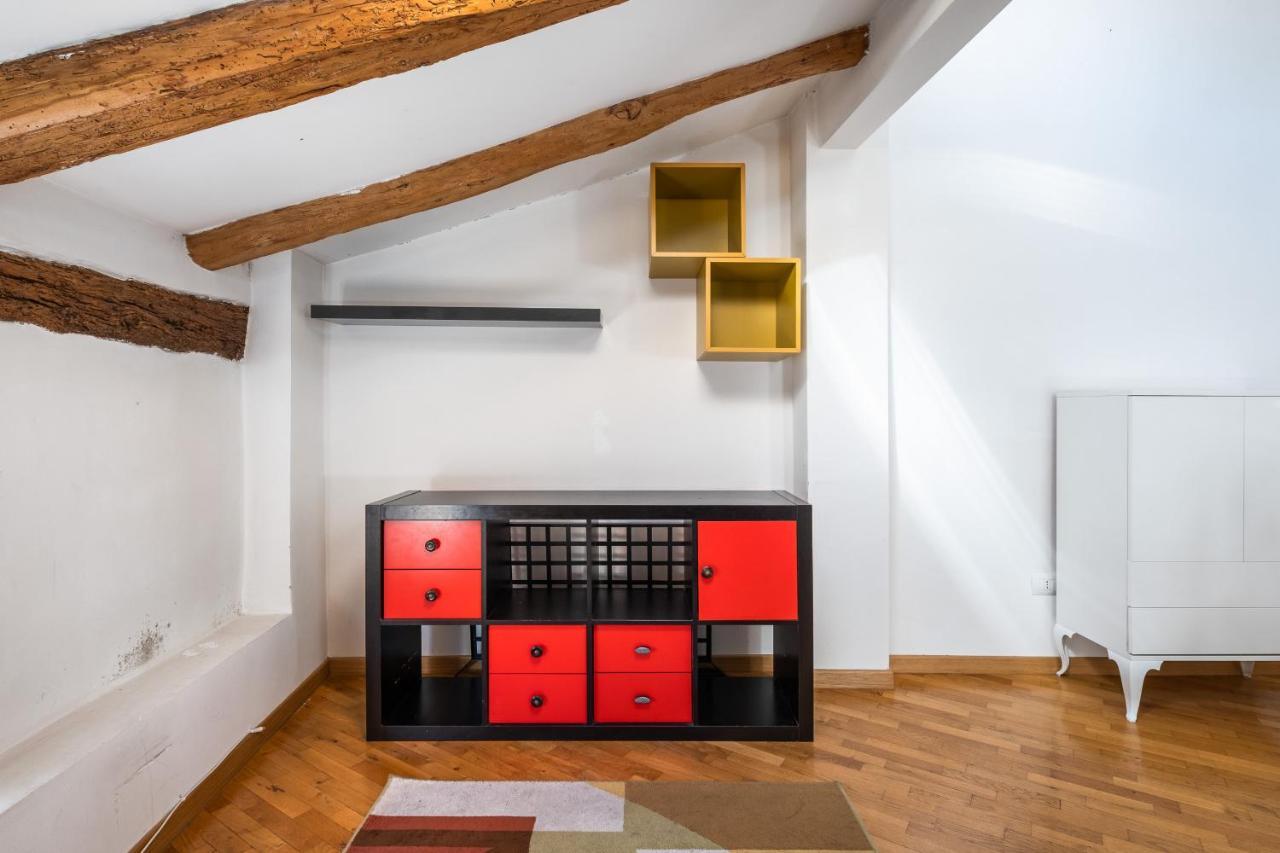 Appartamento Guerrazzi Vicino A Palazzo Garganelli Bologna Luaran gambar